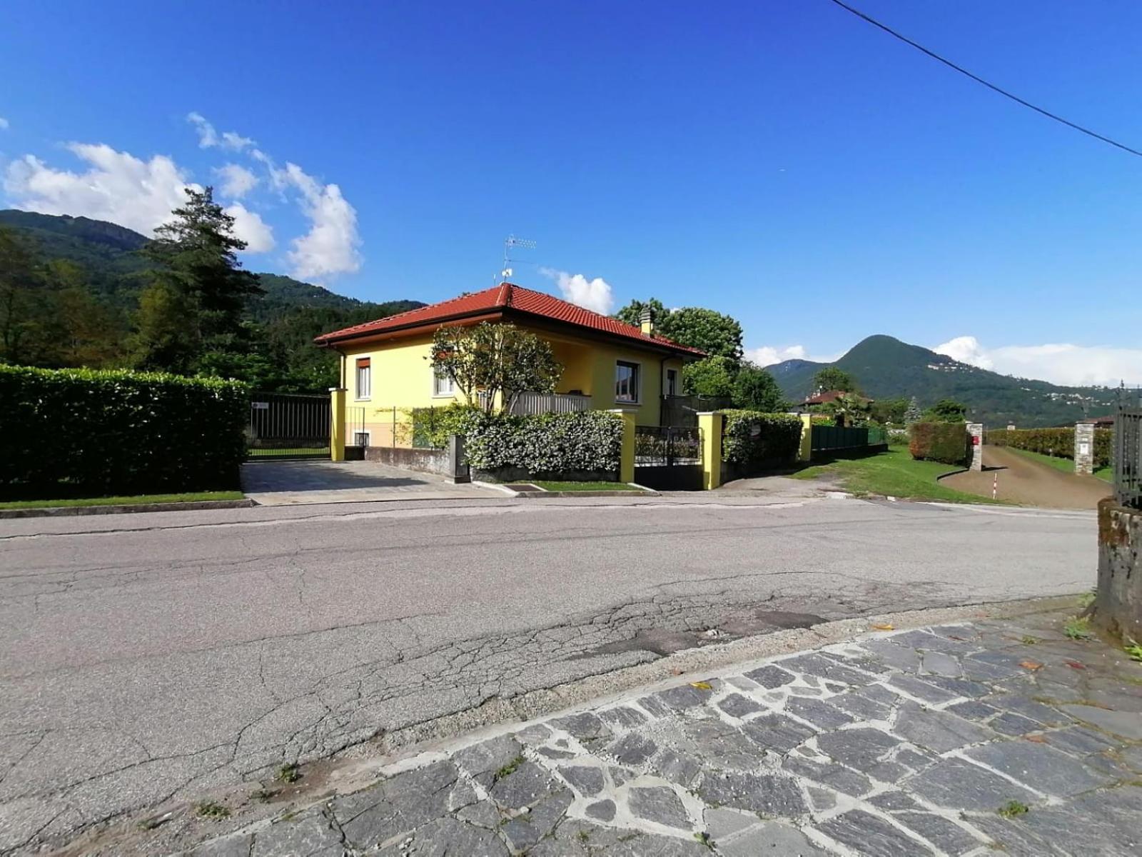 Casa Vacanza Elena San Bernardino Verbano Bagian luar foto